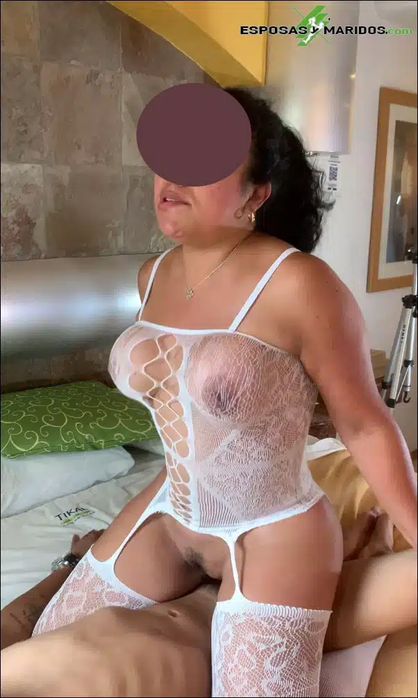 Fotos porno de sexo en la playa con mis jóvenes amantes